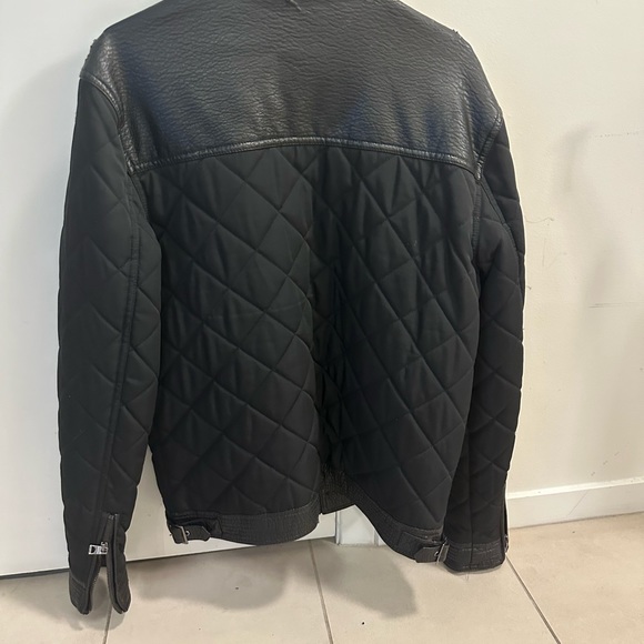 Guess jacket, bomber style with leader trim - men’s M - Picture 4 of 5
